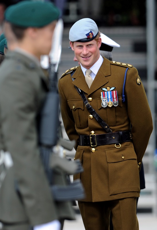 Prince Harry is his blue beret after the birth of Prince George|Lainey ...