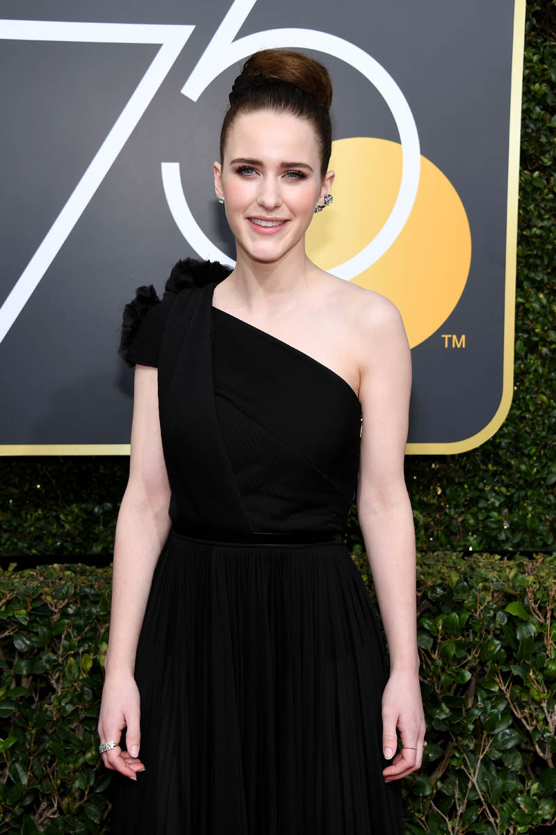 Rachel Brosnahan wins 2018 Golden Globe for Best Comedy Actress