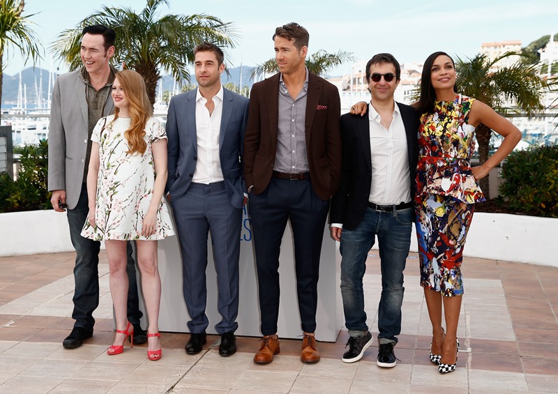 Ryan Reynolds & Rosario Dawson Hit Up the Cannes Festival for 'The