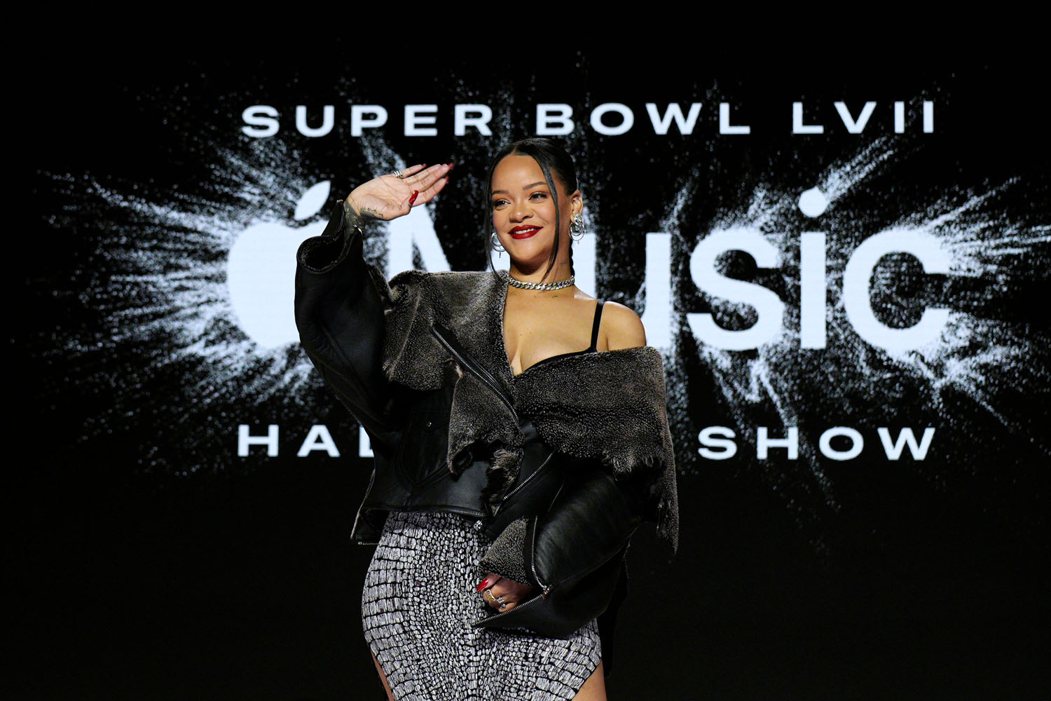 Rihanna's Super Bowl halftime show press conference: Date, time, how to  watch online - AS USA