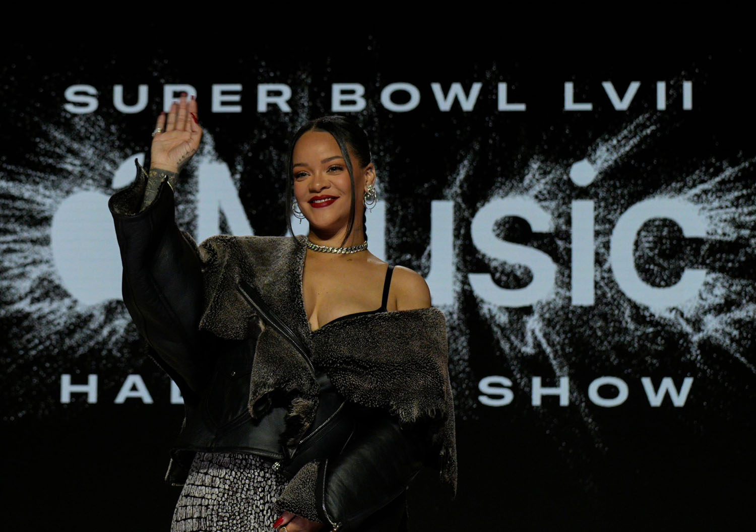 Rihanna's Super Bowl halftime show press conference: Date, time, how to  watch online - AS USA