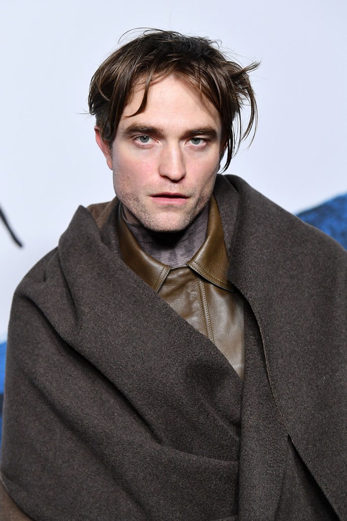 Robert Pattinson gossip, latest news, photos, and video.