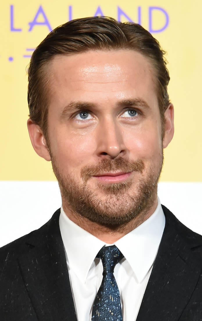 Ryan Gosling promotes La La Land in Japan as reaction comes in to his ...