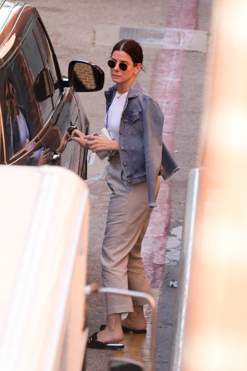 Sandra Bullock looks like her character in The Net while visiting the  dentist in LA
