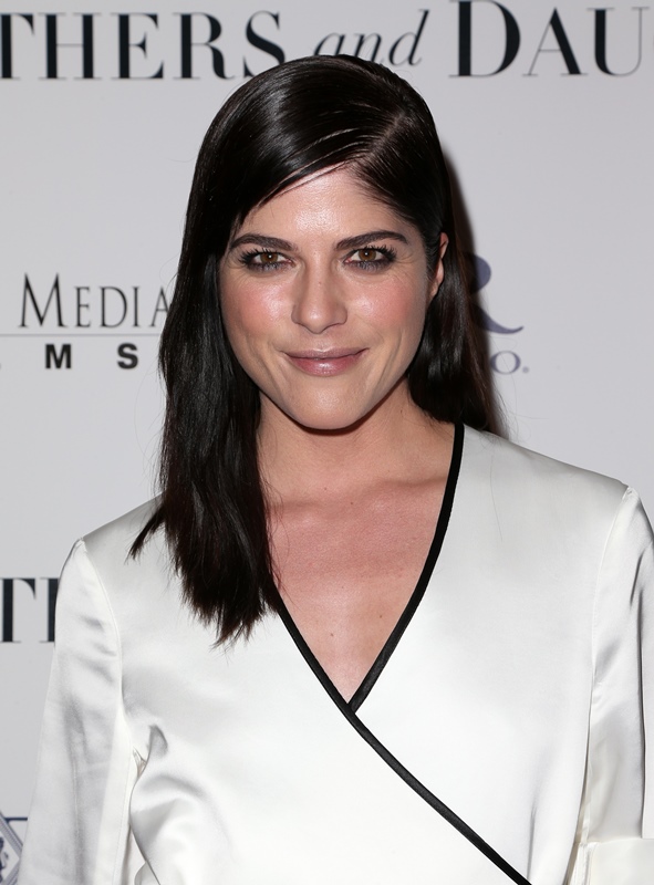 What Bra Size Is Selma Blair?