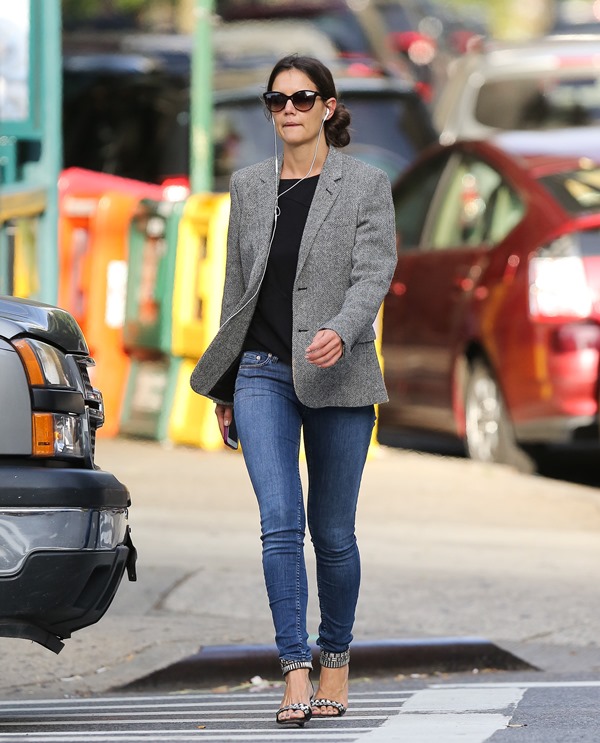 Sarah Jessica Parker and Katie Holmes on the school run|Lainey Gossip ...