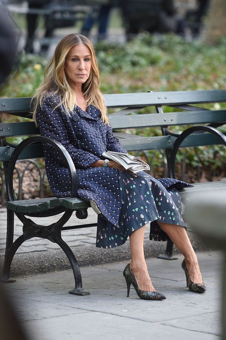 Sarah Jessica Parker Narrates Vogue S History Of Fashion Videos