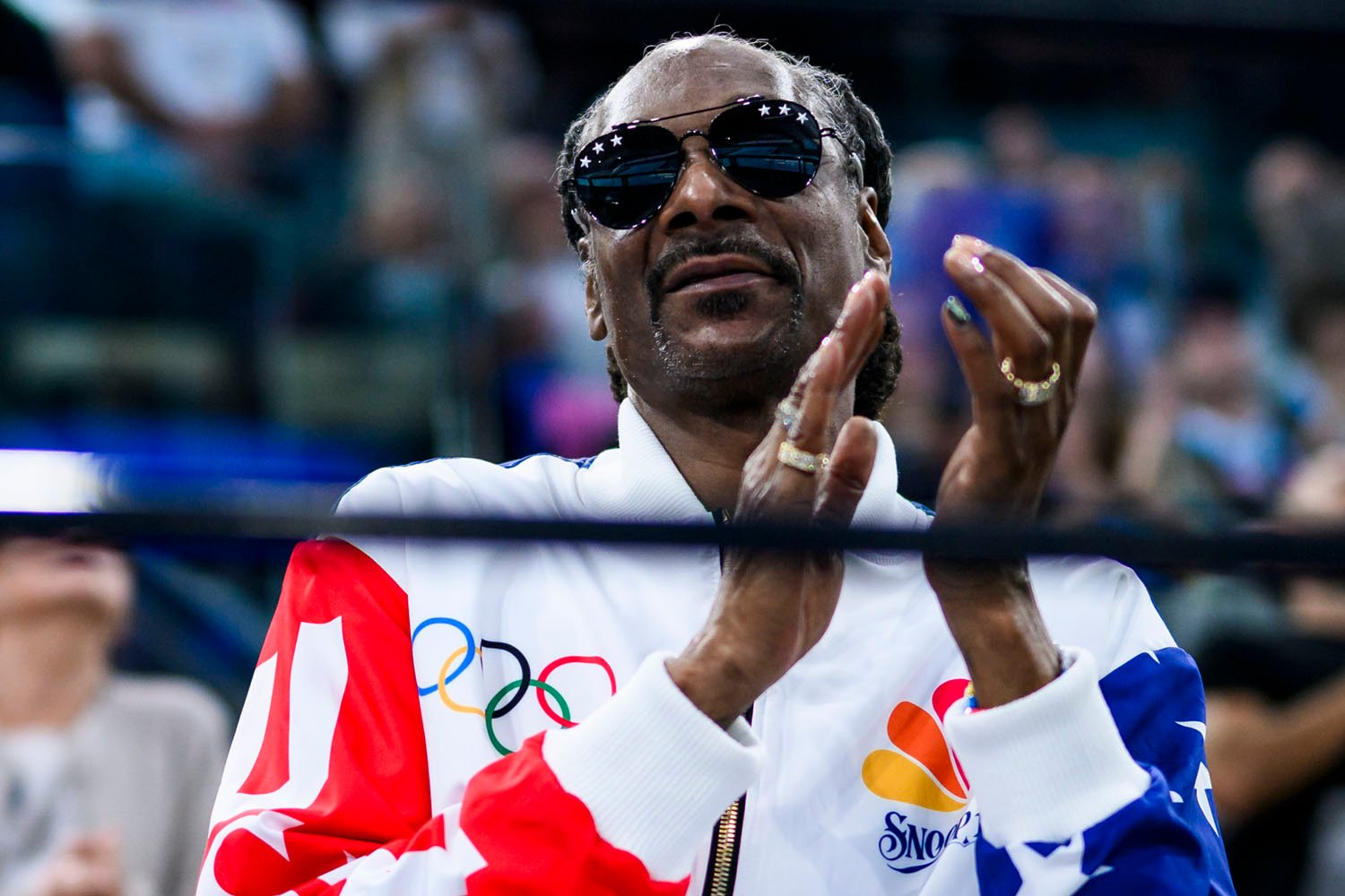 Hilarious and sweetly earnest Snoop Dogg gives dad energy at the Paris ...