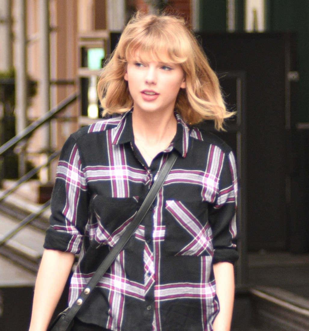 Taylor Swift has slow-motion face and is reportedly texting Calvin Harris again1027 x 1100