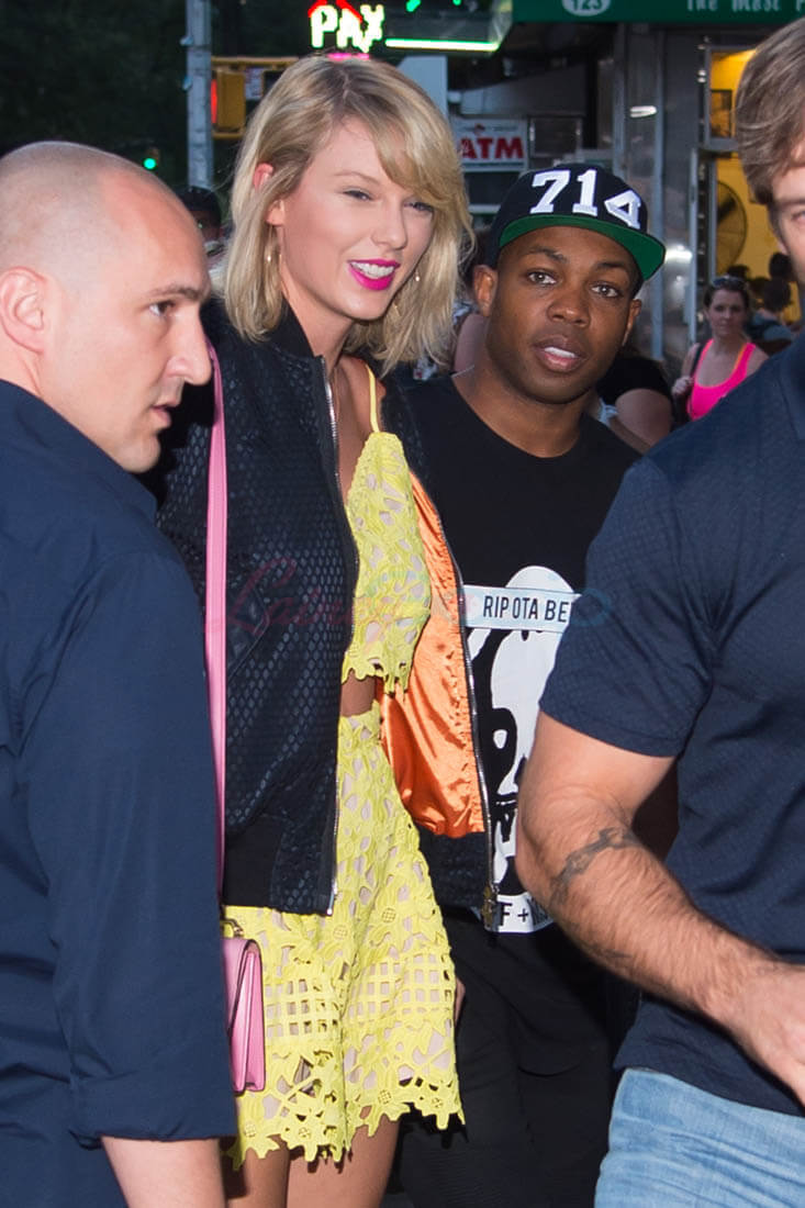 Taylor Swift has dinner in New York with friend Todrick ...