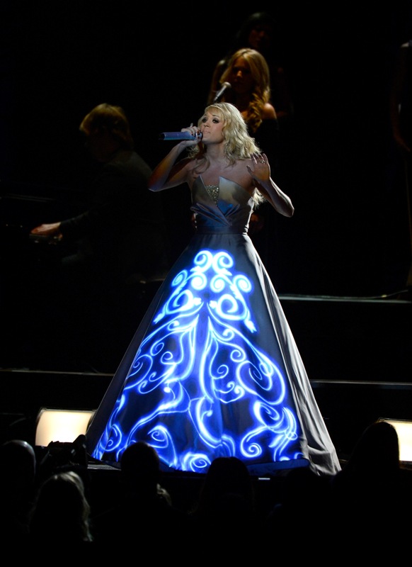 Carrie Underwood's worst dress idea ever at the Grammys