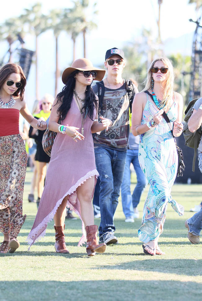 Vanessa Hudgens is ready for Coachella with Instagram photo of her ...