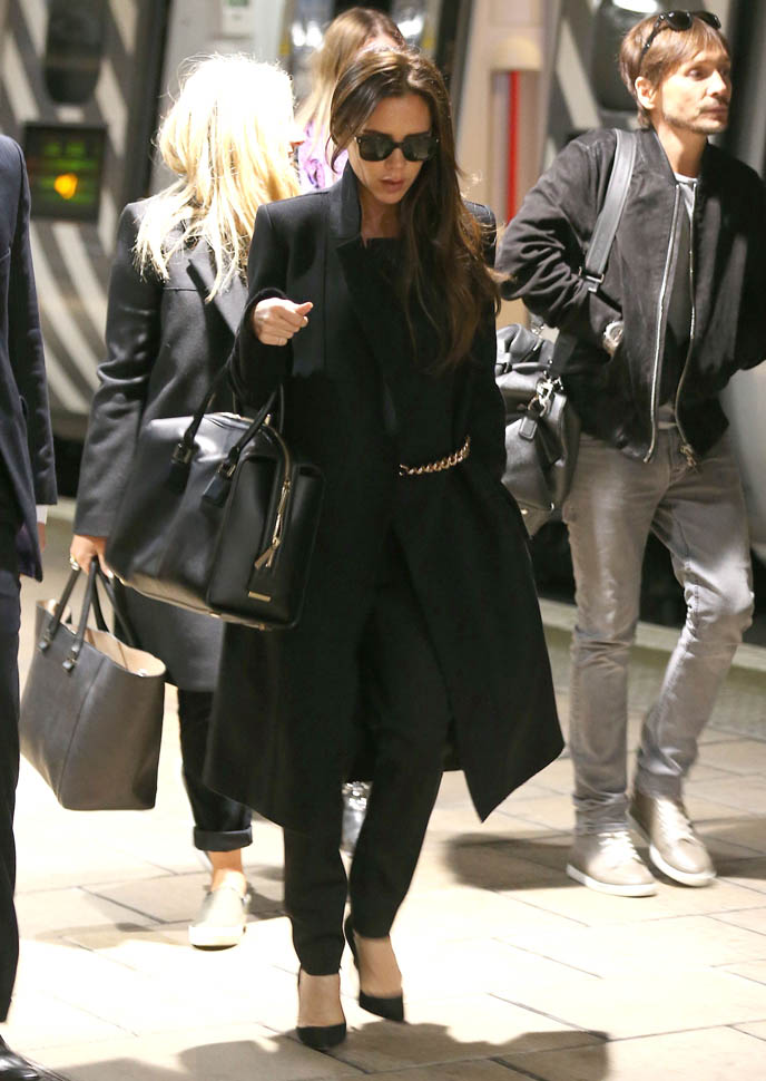 Victoria Beckham takes the train to Manchester Selfridges to promote ...