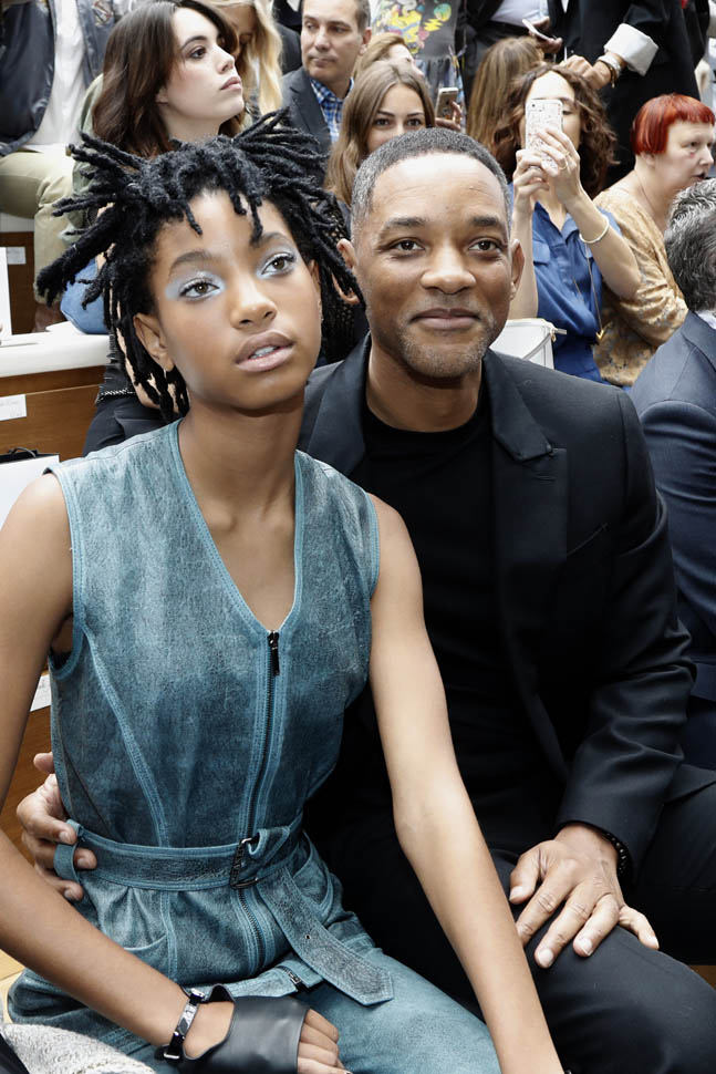 CHANEL - Filming in Tokyo with Willow Smith: the making of CHANEL's  GABRIELLE bag film.