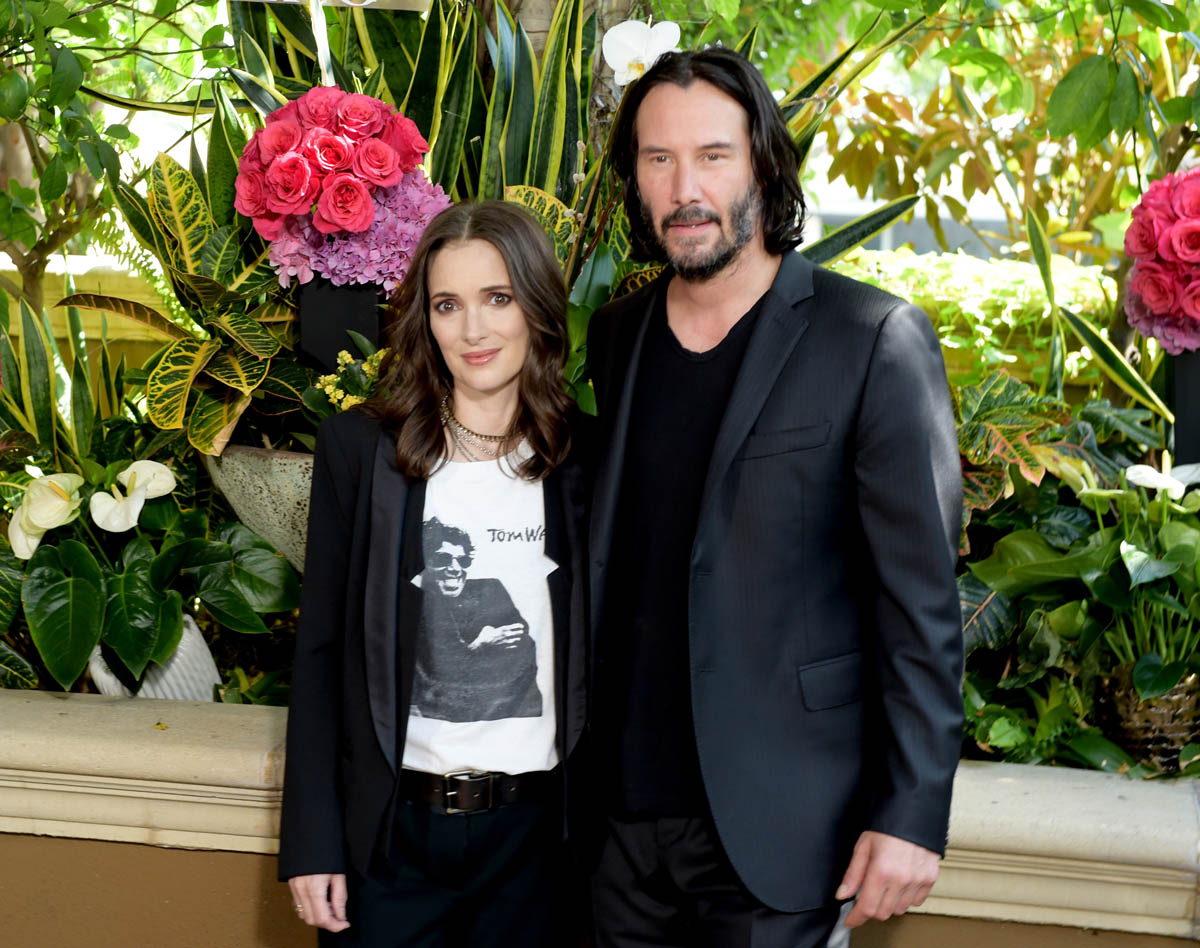 Winona Ryder says she and Keanu Reeves got married while shooting Dracula