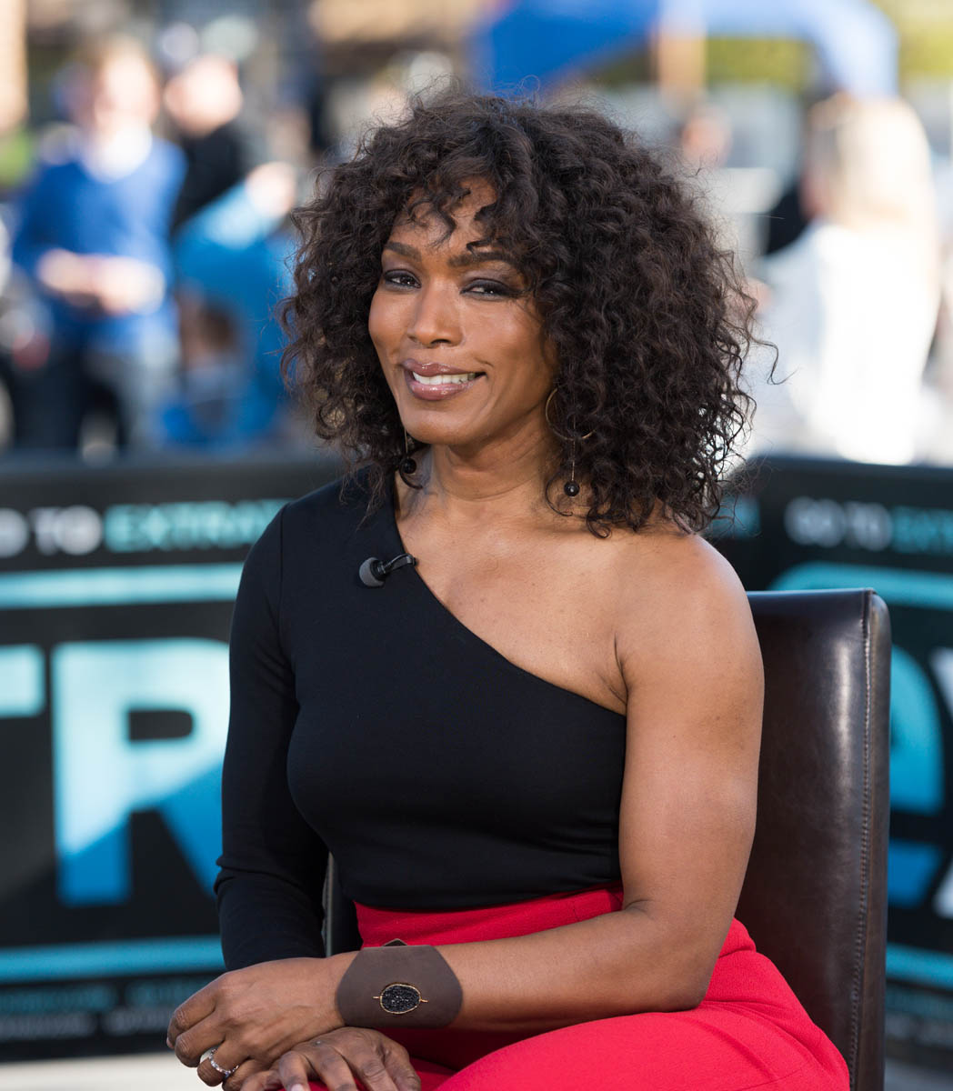 Angela Bassett Shows Midriff in Two-Piece Workout Set While Vacationing in  Paraggi With Pals