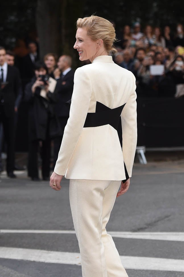 Carpets & Candids: Cate Blanchett’s black sash|Lainey Gossip Lifestyle