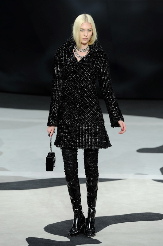 Paris Fashion Week: Chanel RTW F/W 2013|Lainey Gossip Lifestyle